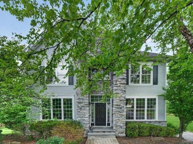 House for sale in Highland Mills, New York