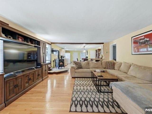 House for sale in Hillsdale, Bergen County