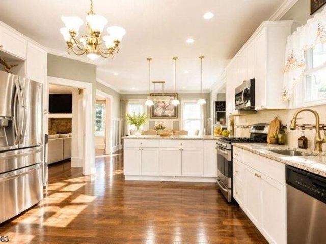 House for sale in Hillside, New Jersey