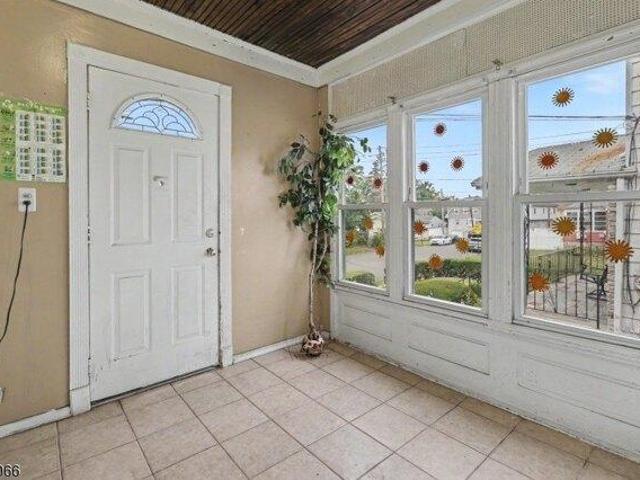House for sale in Hillside, New Jersey