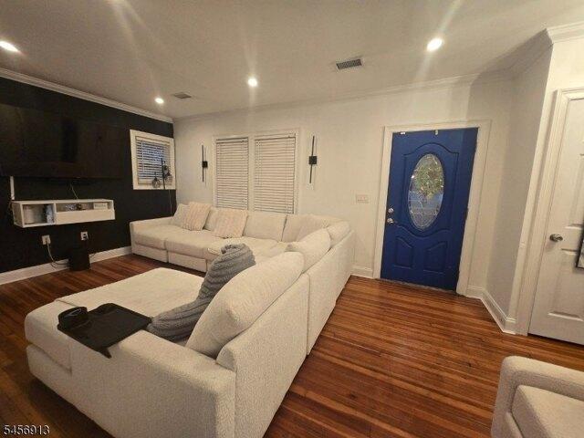 House for sale in Hillside, New Jersey