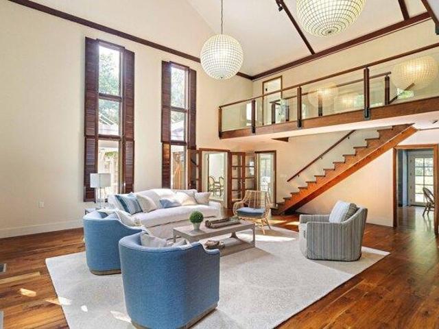 House for sale in Nantasket Junction, Hingham