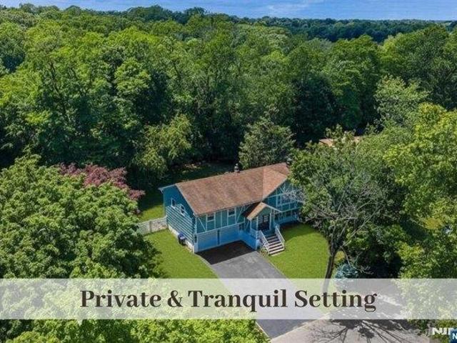 House for sale in Ho Ho Kus, New Jersey