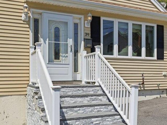 House for sale in Holbrook, Norfolk County