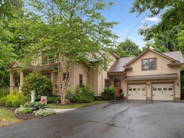 House for sale in Holden, Massachusetts