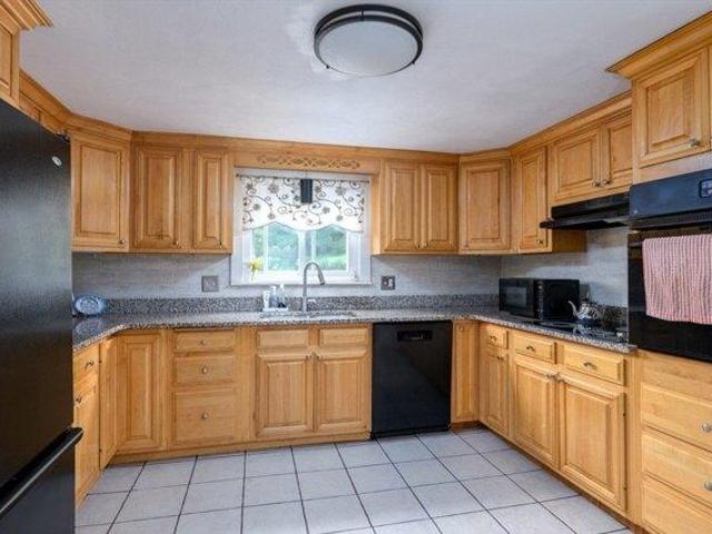 House for sale in Holden, Massachusetts