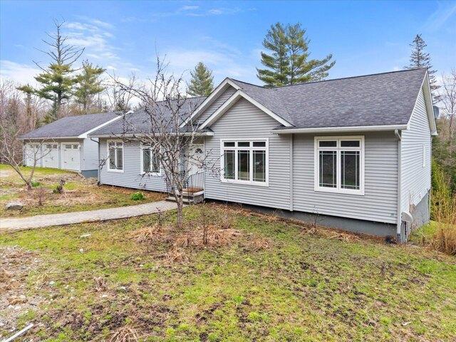 House for sale in Holden, Maine