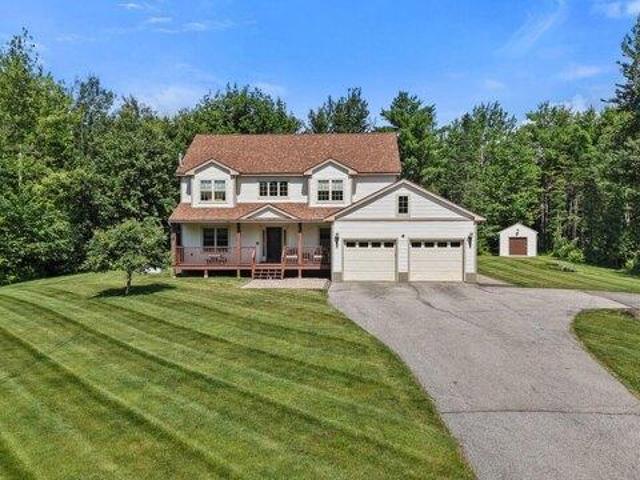House for sale in Holden, Maine
