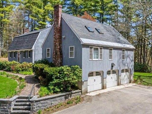 House for sale in New Hampshire