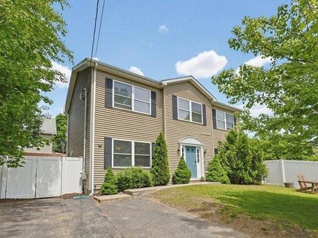 House for sale in Holliston, Massachusetts