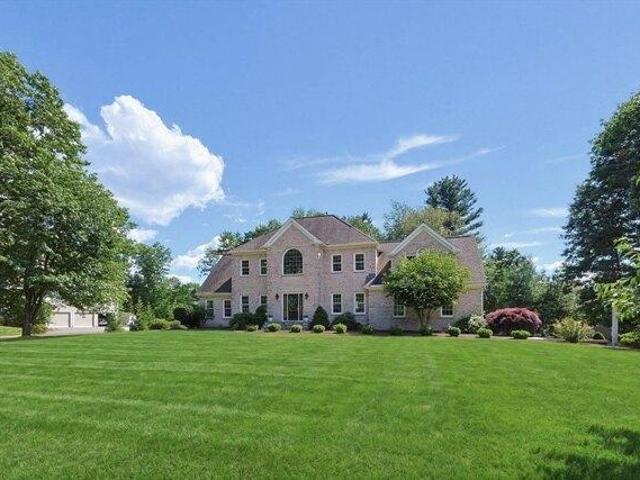 House for sale in Holliston, Massachusetts