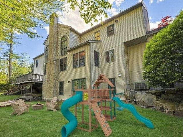 House for sale in Holliston, Middlesex County