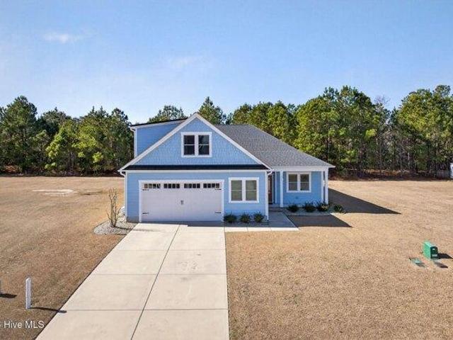 House for sale in Holly Ridge, North Carolina