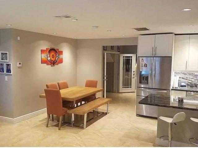 House for sale in Hollywood, Florida