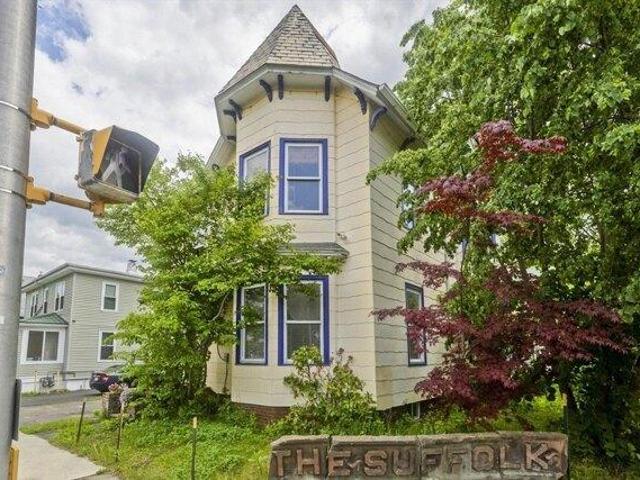 House for sale in Hampden, Massachusetts