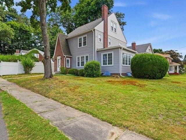 House for sale in Hampden, Massachusetts