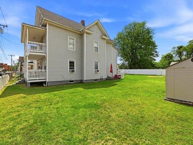 House for sale in The Flats, Holyoke