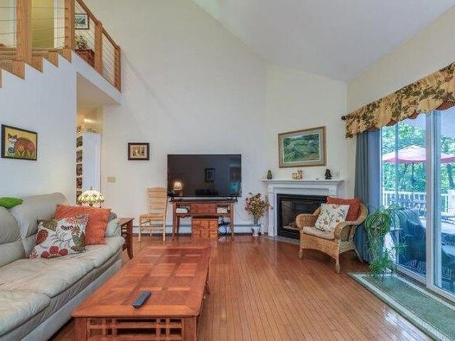 House for sale in Hooksett, Merrimack County