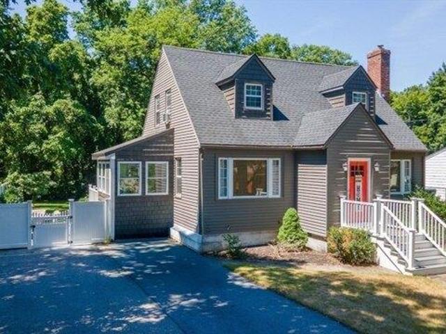 House for sale in Hopedale, Massachusetts
