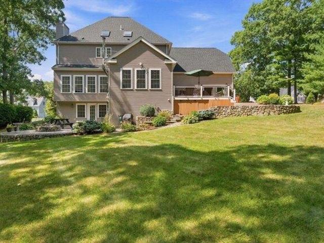 House for sale in Hopedale, Massachusetts