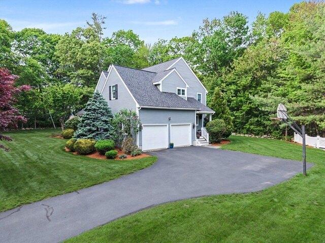 House for sale in Hopkinton, Massachusetts