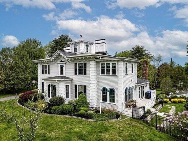 House for sale in Hopkinton, Massachusetts