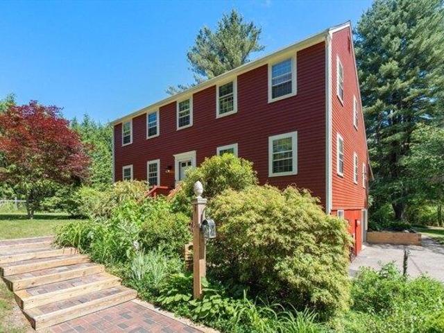 House for sale in Hopkinton, Massachusetts