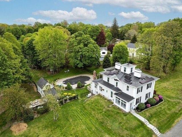 House for sale in Hopkinton, Massachusetts