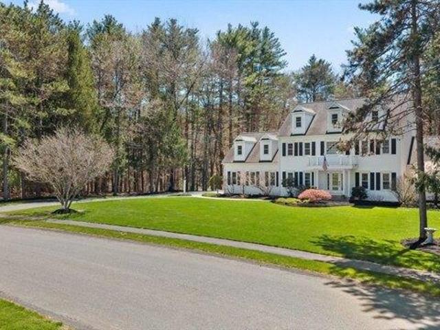 House for sale in Hopkinton, Massachusetts