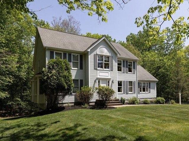 House for sale in Hopkinton, Massachusetts