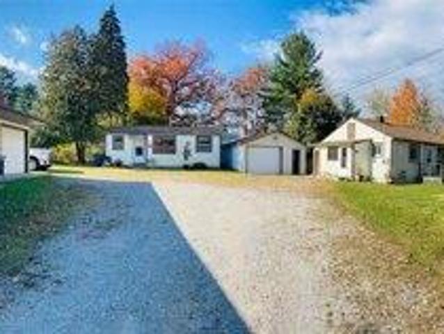 House for sale in Houghton Lake, Michigan