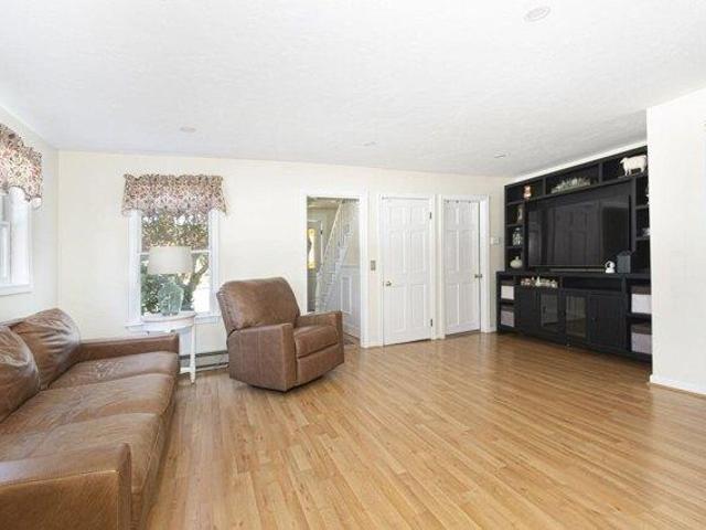 House for sale in Hudson, Middlesex County