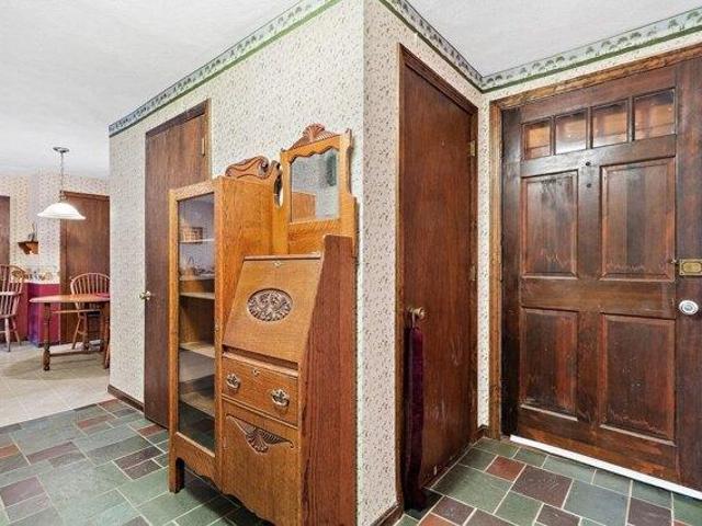 House for sale in Hudson, Middlesex County