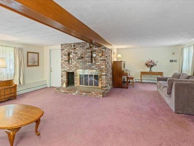 House for sale in New Hampshire