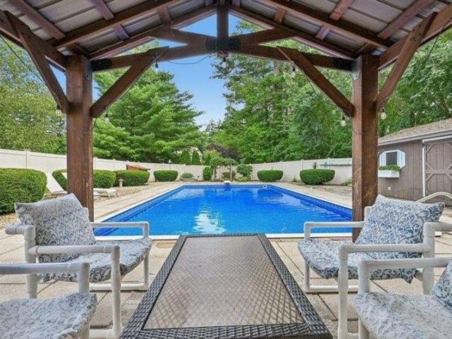 House for sale in New Hampshire