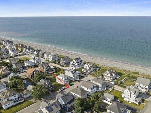 House for sale in Hull, Massachusetts