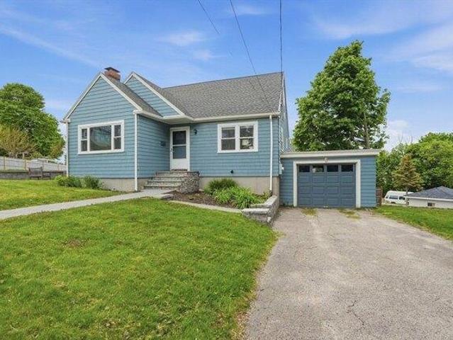 House for sale in Hull, Massachusetts