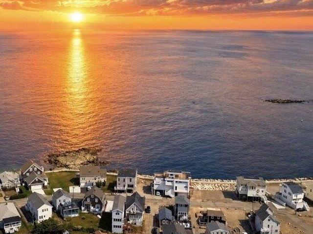 House for sale in Hull, Massachusetts