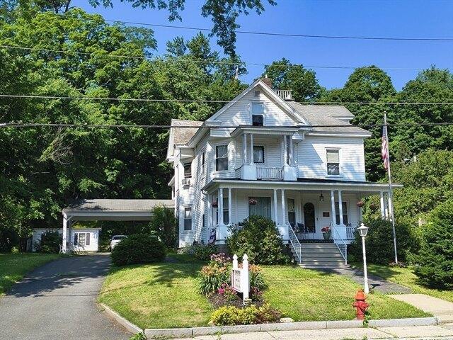House for sale in Huntington, Massachusetts