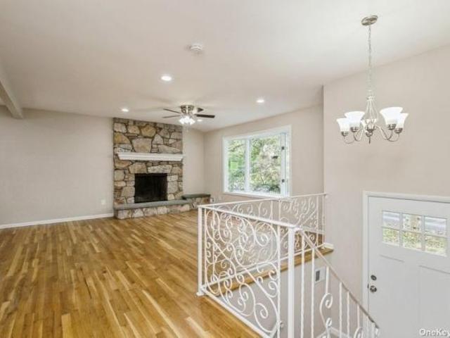 House for sale in Huntington, New York