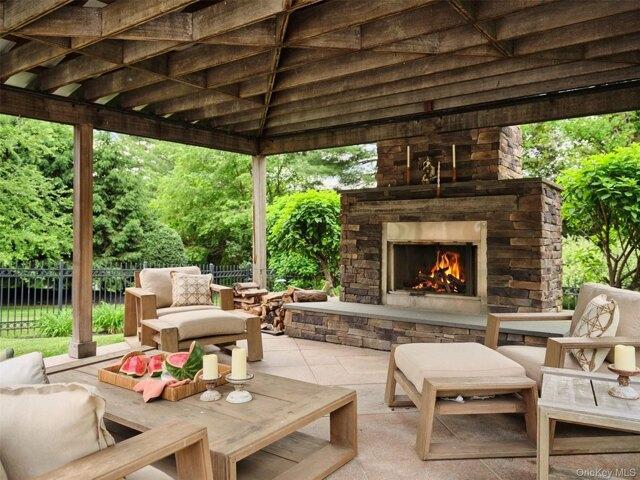 House for sale in Hurley, New York