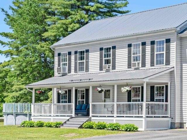 House for sale in Hyde Park Village, Hyde Park