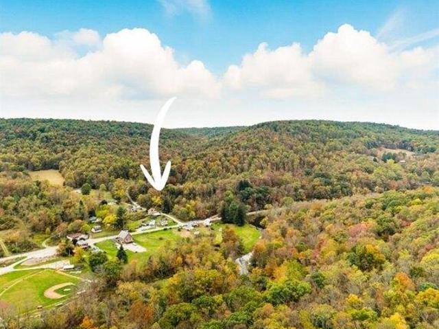 House for sale in Indian Head, Pennsylvania
