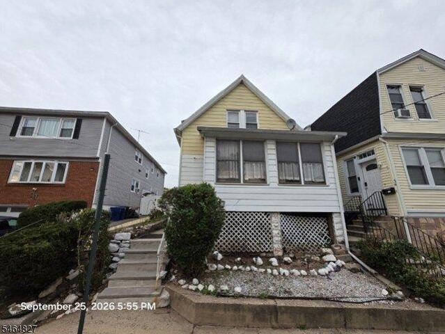 House for sale in Irvington, Essex County