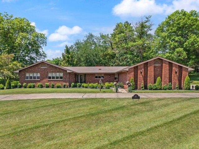 House for sale in Jamestown, Kentucky