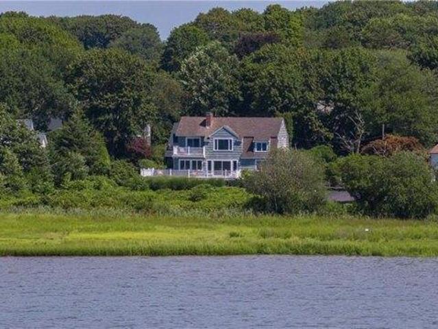 House for sale in Jamestown, Newport County