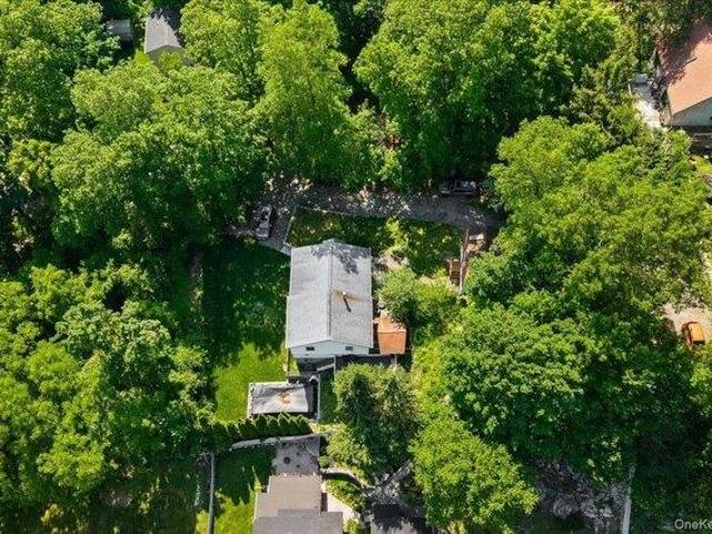 House for sale in Cortlandt Manor, New York