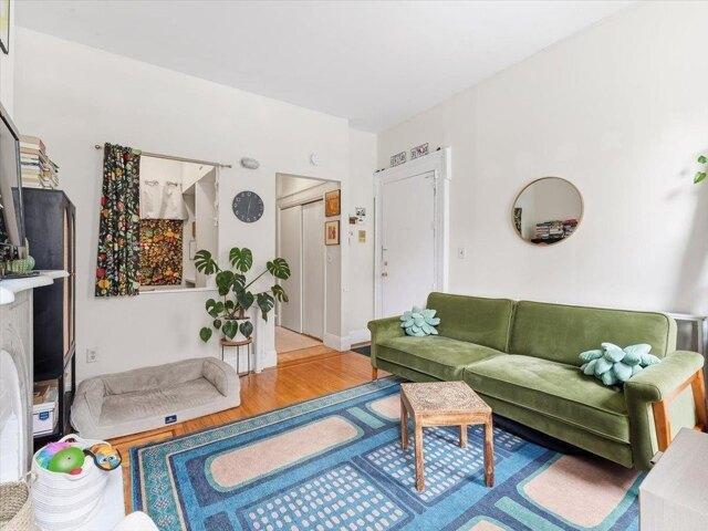 House for sale in Hudson, New Jersey