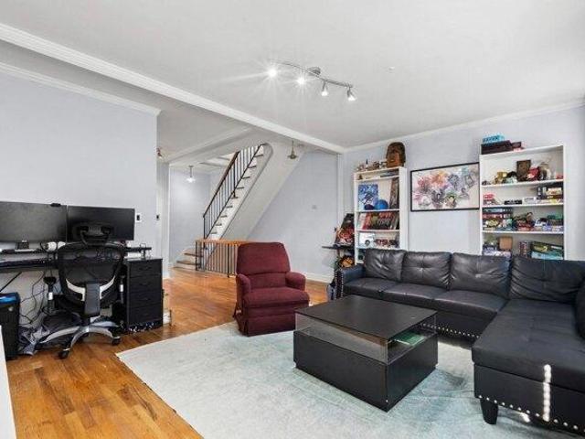 House for sale in Hudson, New Jersey