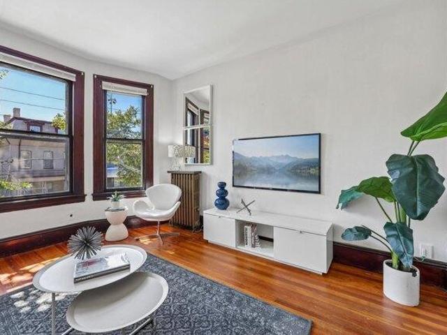 House for sale in Hudson, New Jersey